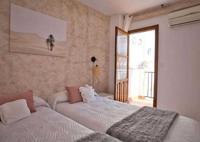 펜션 Sunny House Terraza Privada Y Parking *