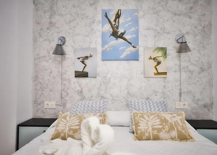 펜션 Sunny House Terraza Privada Y Parking *